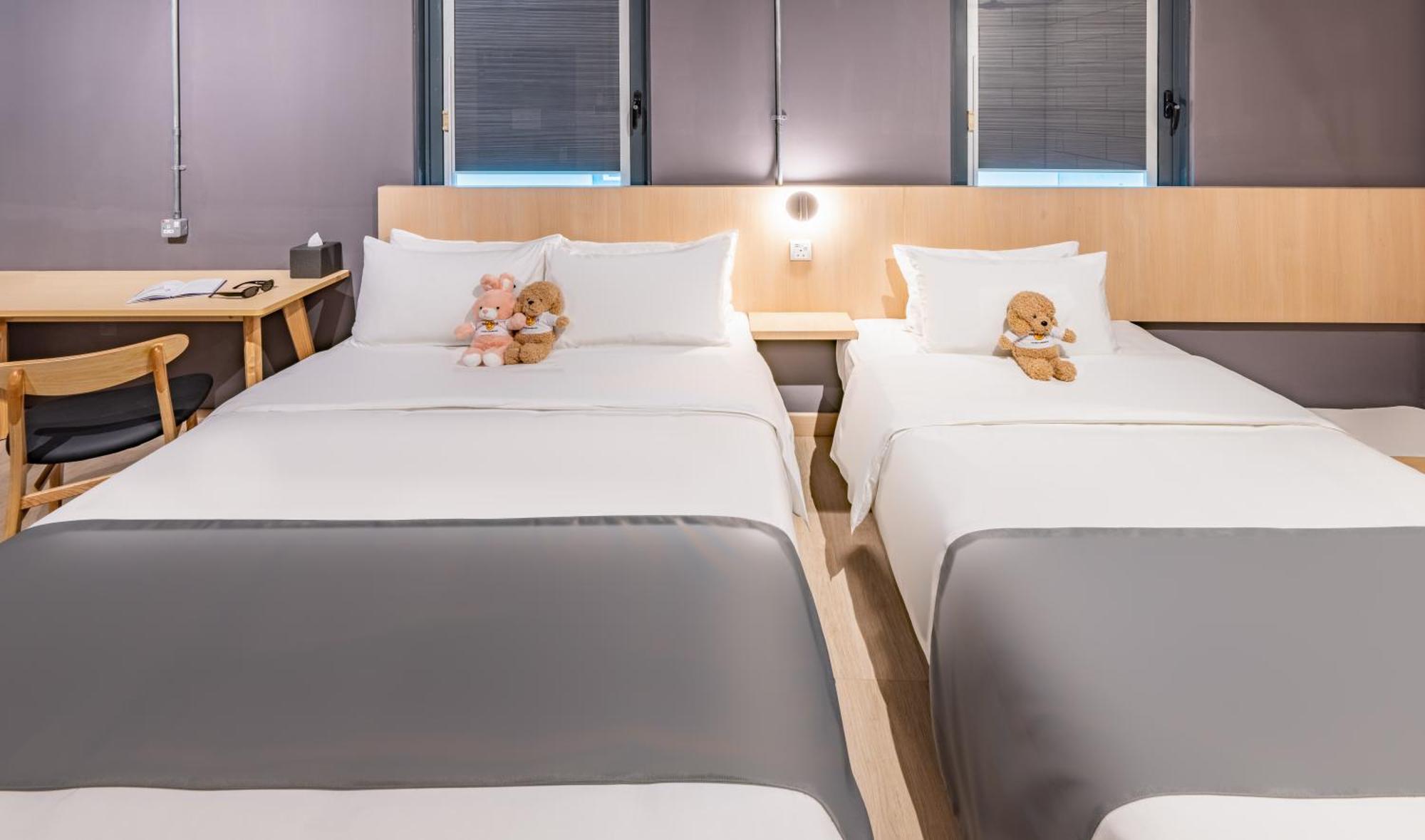 Brix Klia By Pinetree Hotel Sepang Bagian luar foto