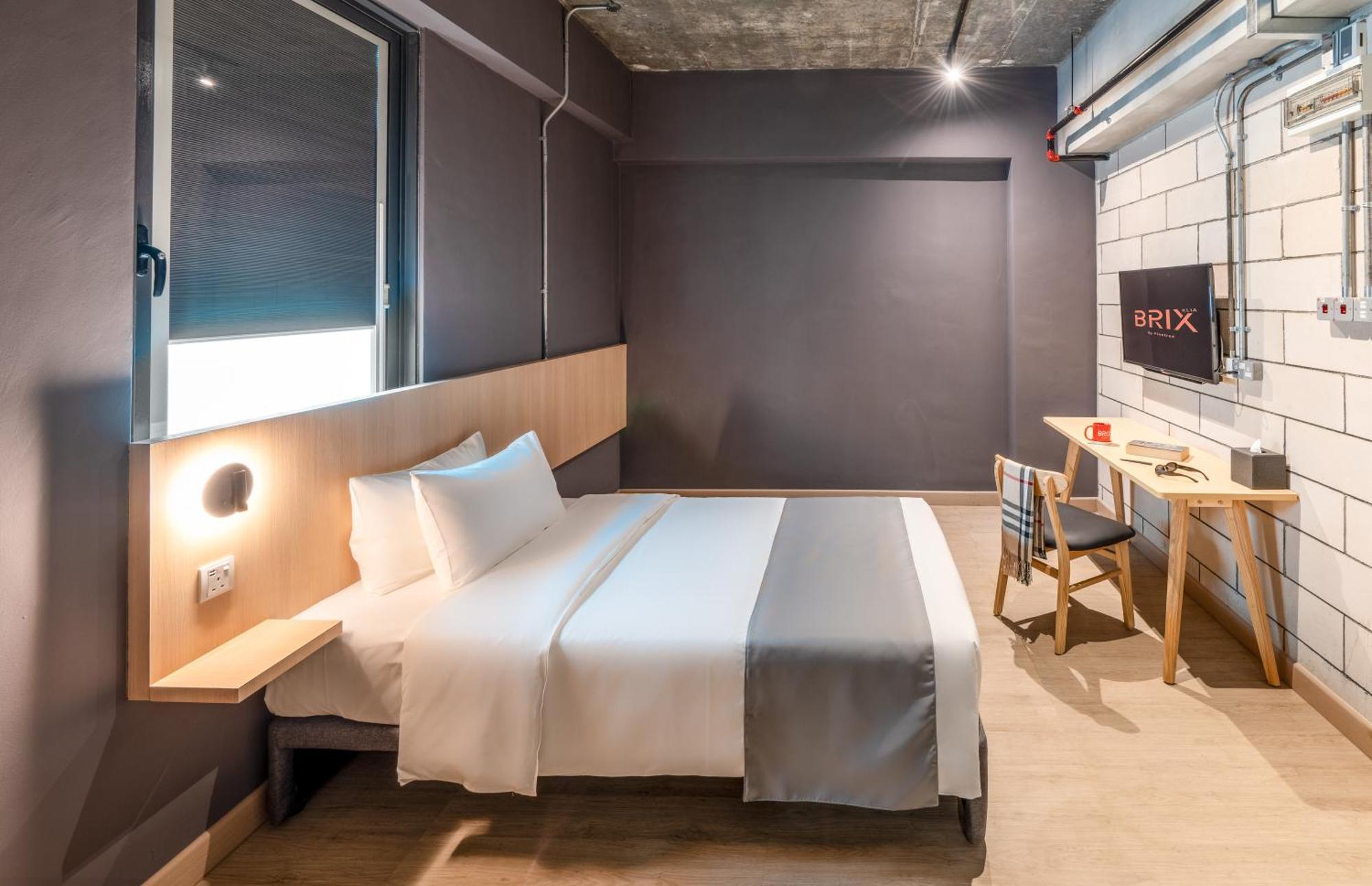 Brix Klia By Pinetree Hotel Sepang Bagian luar foto